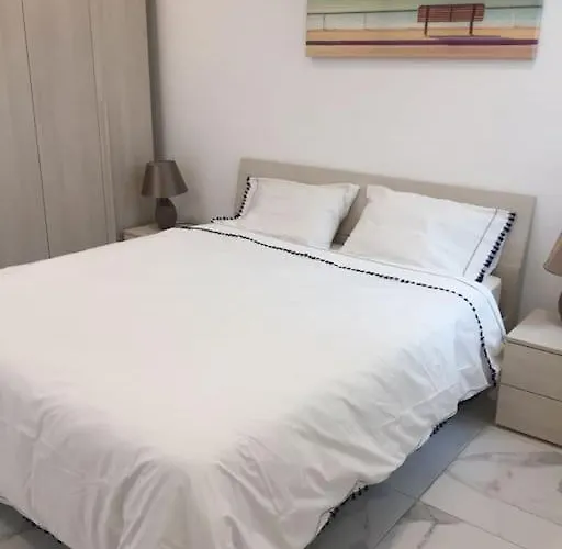 Brand New Modern 2 Bed 2 Bath In St Julian's